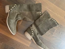 Stiefel Wildleder Gr. 38 Stradivarius Boots Suede Olivgrün
