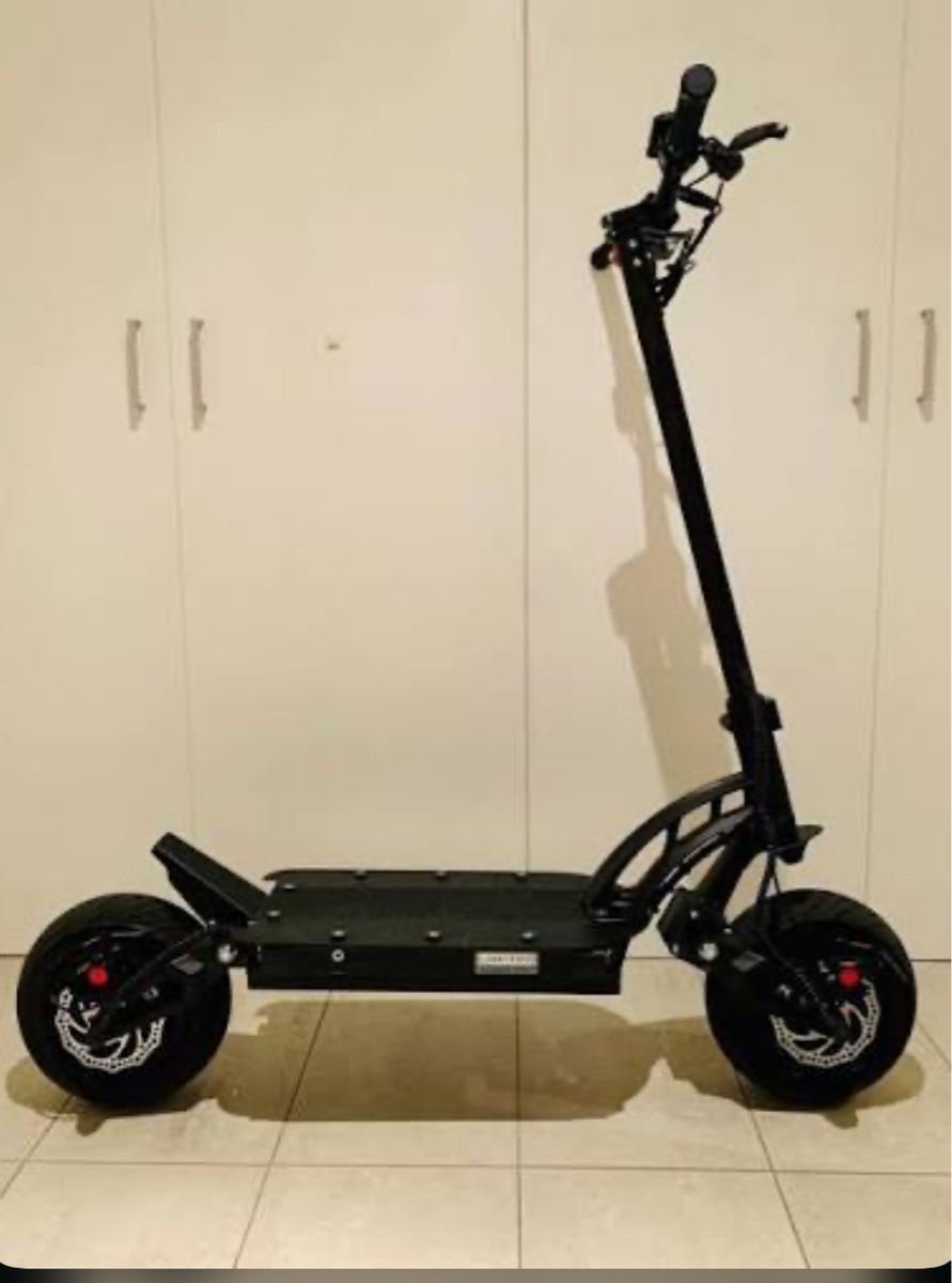 V-Max R55 Pro, Top Zustand (3 Wochen) alt (Gebraucht) in Niederwangen ...