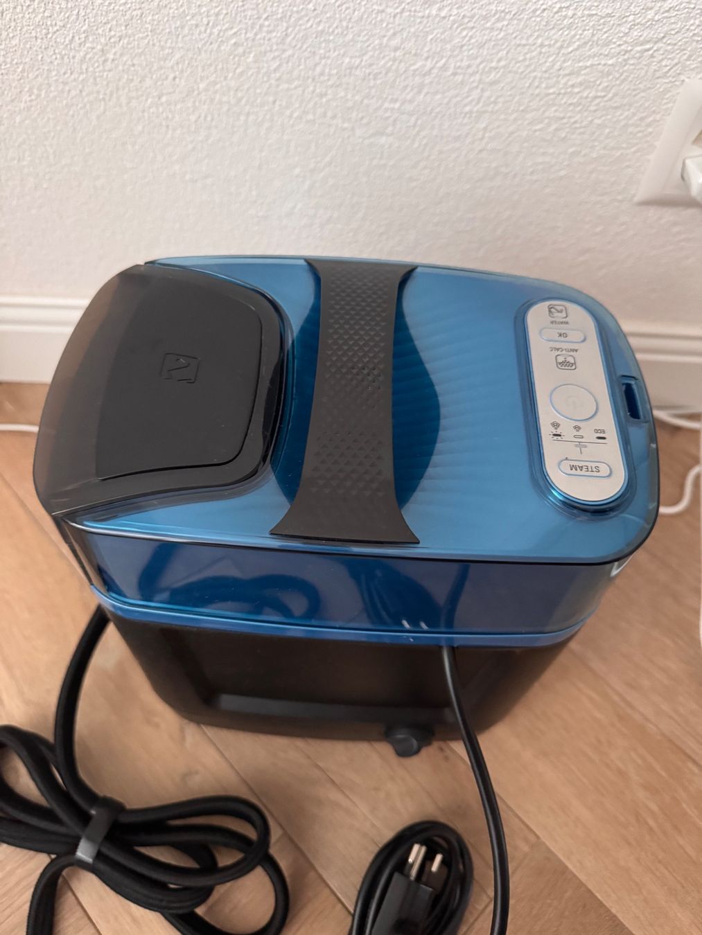 Tefal Ferri da stiro: Tefal Steamer Cube Dampfbügeleisen – Nuovo (secondo la descrizione) da Luzern venduto da maarteii 1