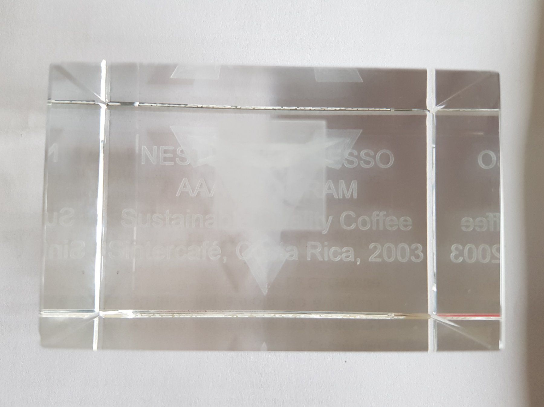 Tutte le decorazioni: Nespresso trophée gravé laser collection design collection – Usato da Tramelan venduto da Art-rider 6