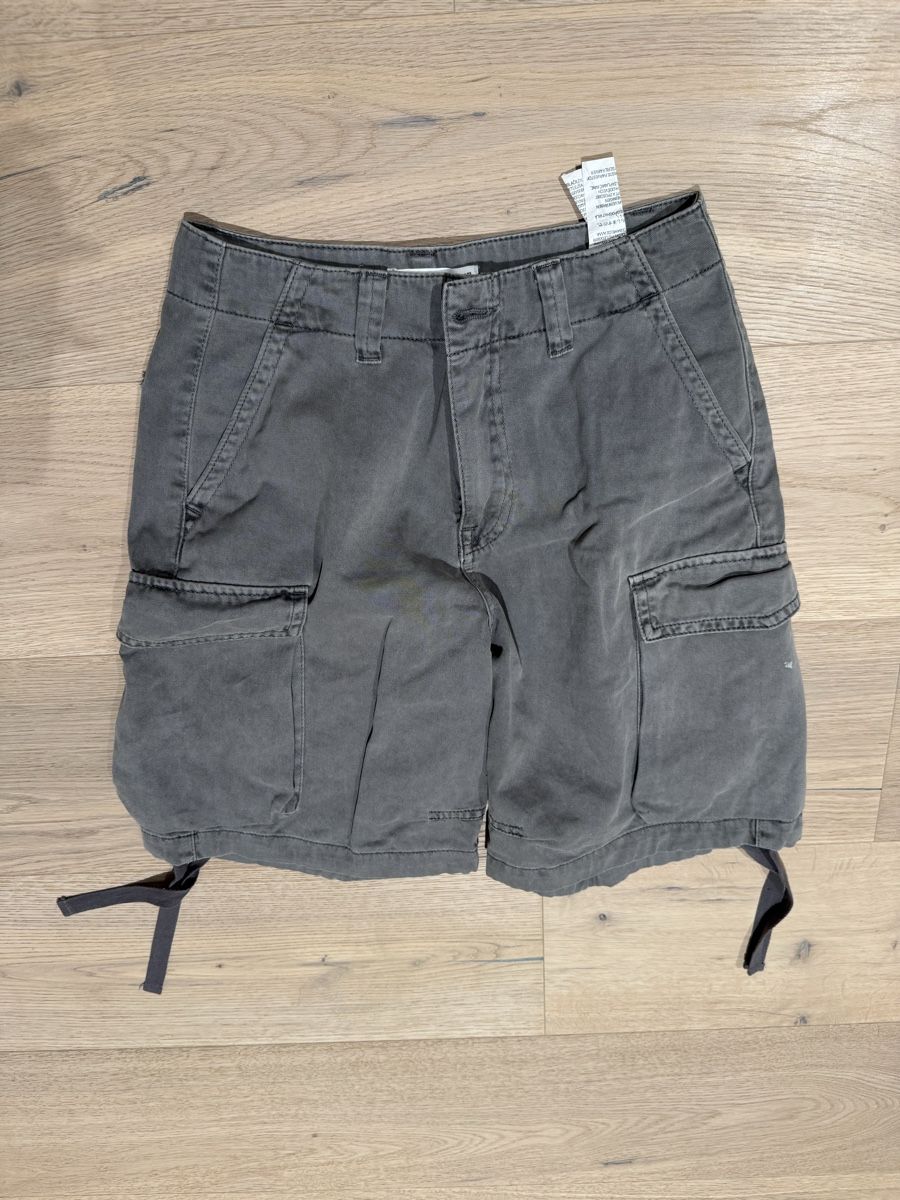 Pull&Bear Pantaloni: Pull & Bear Shorts – Nuovo (secondo la descrizione) da Gommiswald venduto da mel_5rzv