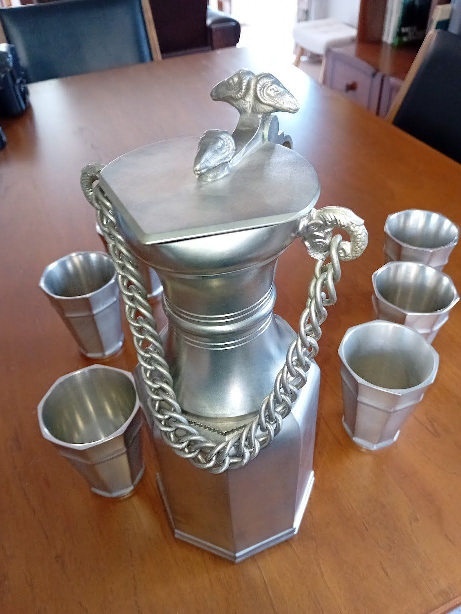 Caraffe: Zinn Krug imt 6 Bechern – Usato da Wolfhausen venduto da cmos101 1