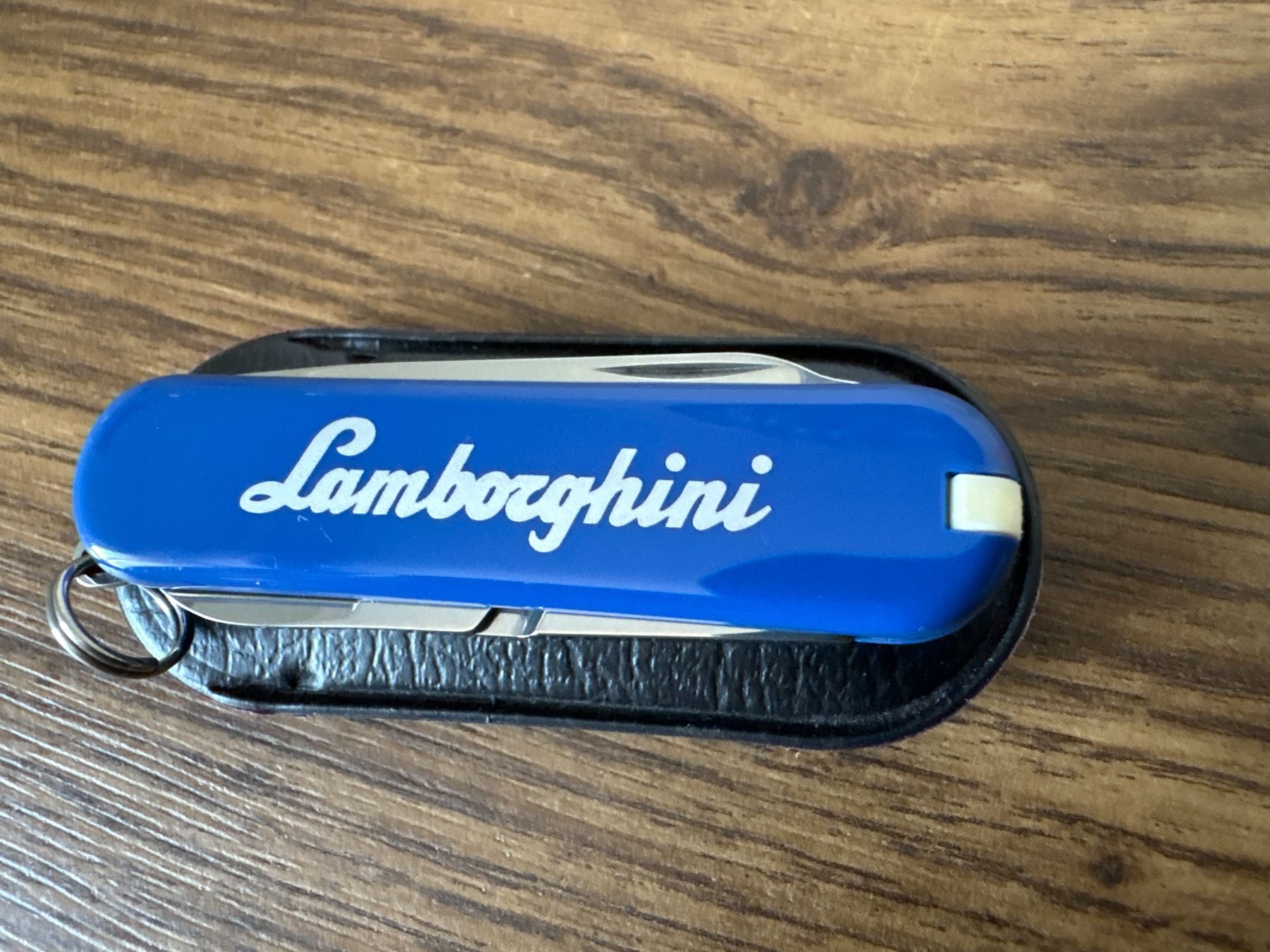 Victorinox Taschenmesser: VICTORINOX - Classic blue - Sackmesser - Lamborghini – Gebraucht aus Andwil SG von Rainboli 8