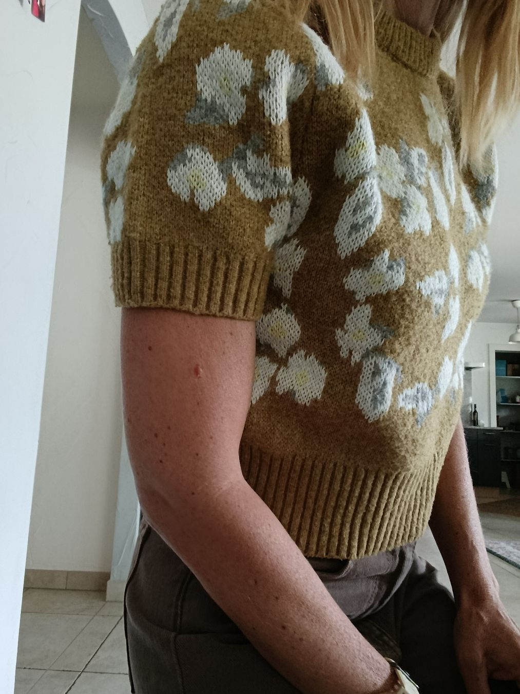 Primark Pullover & Sweatshirts: PULL MANCHES COURTES PRIMARK XS – Neu (gemäss Beschreibung) aus Sierre von shirley04 1