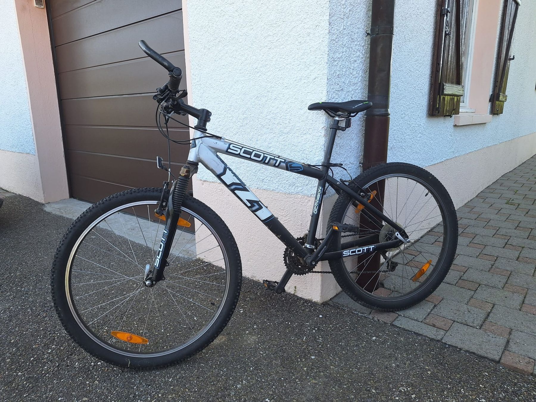 Scott Vélos: Vélo SCOTT  – D'occasion à Saignelégier par lei_y5w9