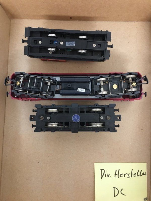 Modellini di ferrovie: Konvolut H0 3 Lokomotiven – Usato da Büsserach venduto da ModellbahnDepot 3