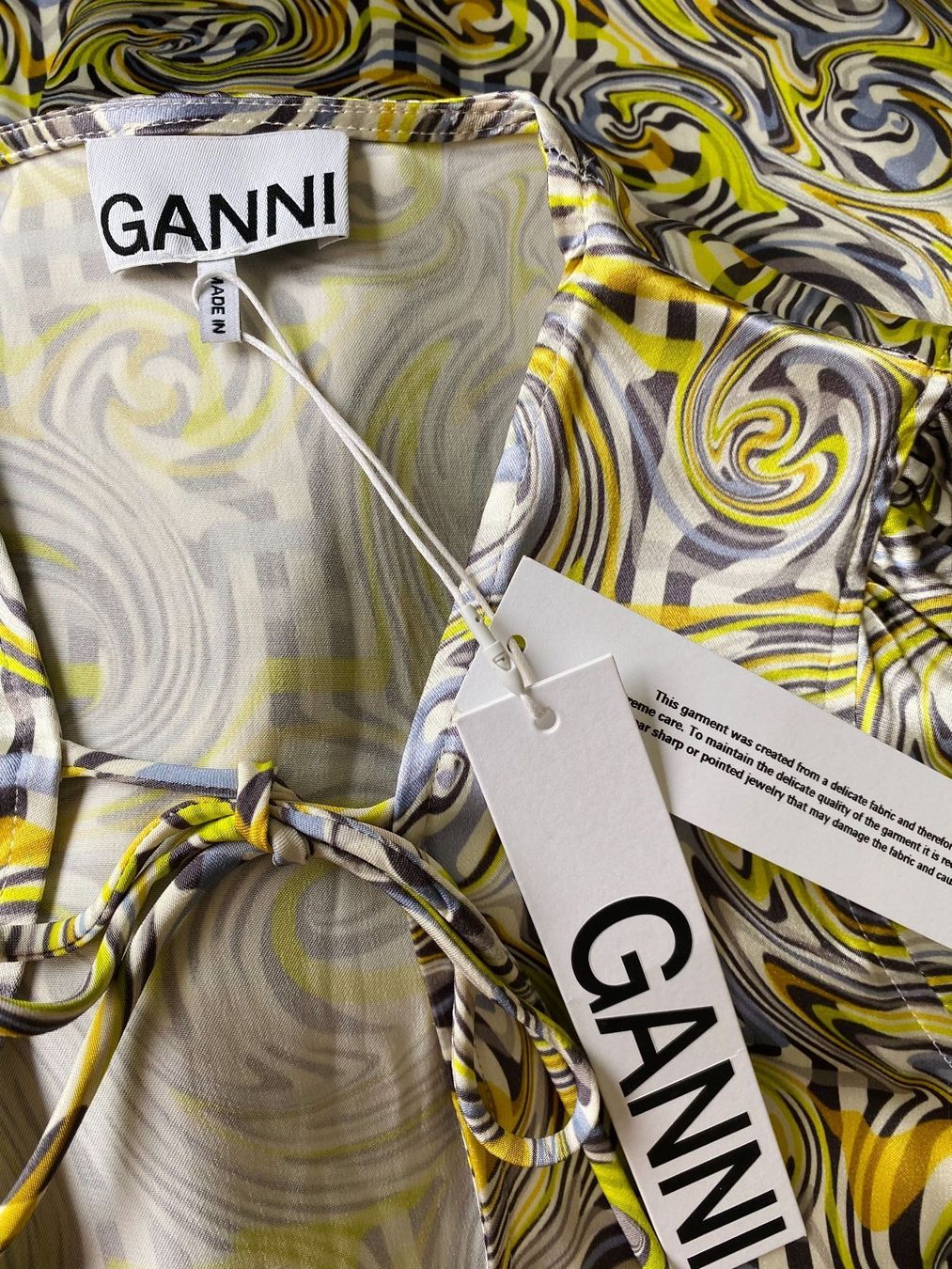 Ganni Vestiti: GANNI KLEID - neu - – Nuovo (secondo la descrizione) da Jona venduto da vanessasupermarket20 5