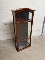 Antike Vitrine (Hängevitrine), Holz, Glas