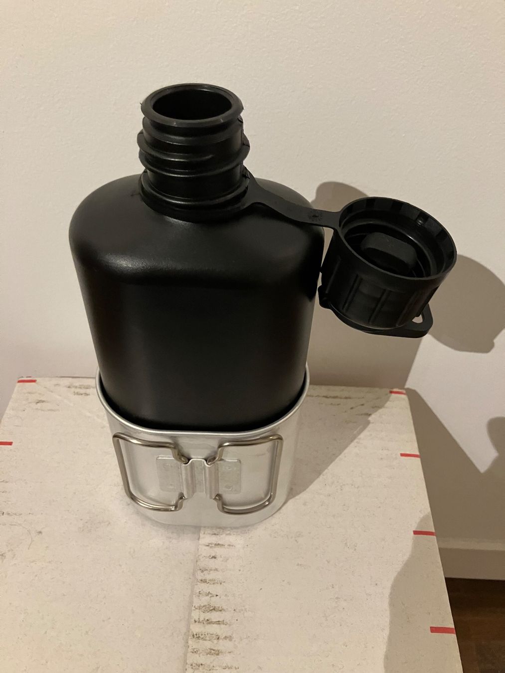 Schweizer Armee Attrezzatura & Pezzi di ricambio: Schweizer Armee Feldflasche M84, Wasserflasche Trinkflasche – Nuovo (secondo la descrizione) da Schlieren venduto da mvm01 1