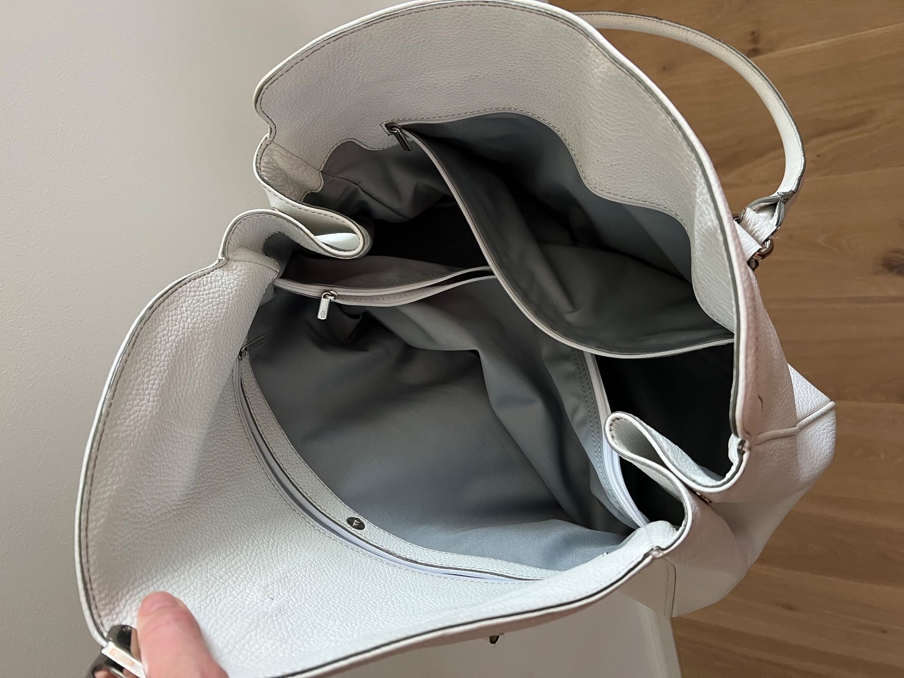 Borse da donna: Leder Tasche, gross – Usato da Wallisellen venduto da kar_6vlq 3