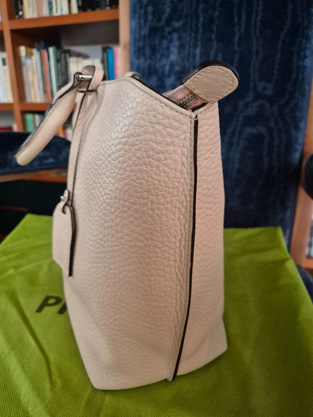 Picard Taschen für Damen: PICARD Shopper "Astana" – Neu (gemäss Beschreibung) aus La Tour-de-Peilz von PasciSwiss 2
