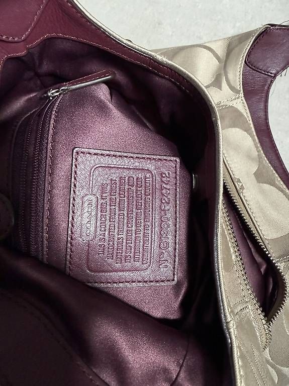 Borse da donna: Coach Tasche Neu  – Nuovo e nell'imballaggio originale da Regensdorf venduto da Anna.s.45 3