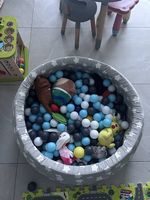 Piscina con palline