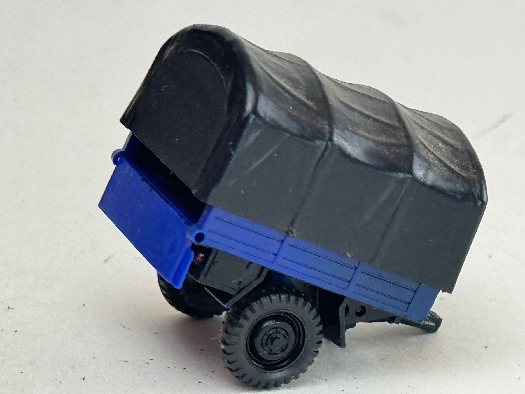 Magirus Modellini d'auto: GB5- Roco  THW 1 Achs Anhänger – Usato da Elm venduto da Wikmtz 1