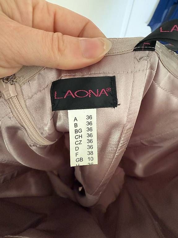 Kleider: Kleid Taupe – Gebraucht aus Sursee von pih_88 1