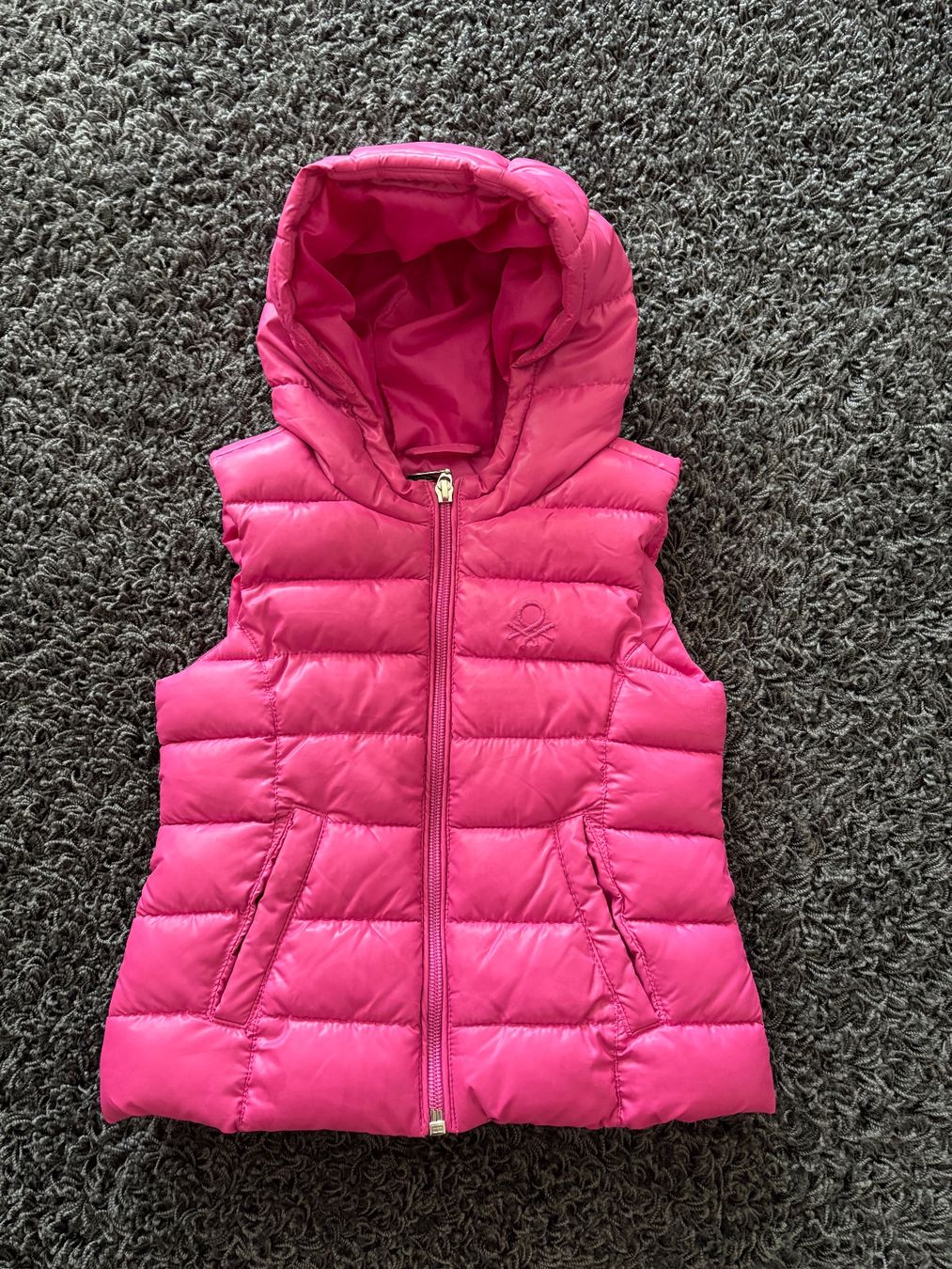 Benetton Altro abbigliamento per bambina: Weste mit Kapuze / Benetton / 100cm – Usato da Zürich venduto da jimmy_12