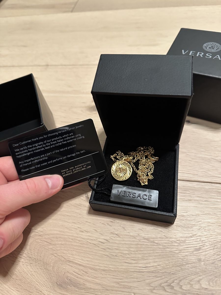 Versace Catenine: Versace Kette – Nuovo (secondo la descrizione) da Zeiningen venduto da made19 3