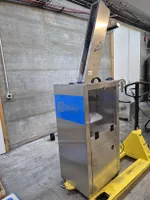 Costral Galaxy Schraubverschlisser 28x15 mit Kapsernzufuhr