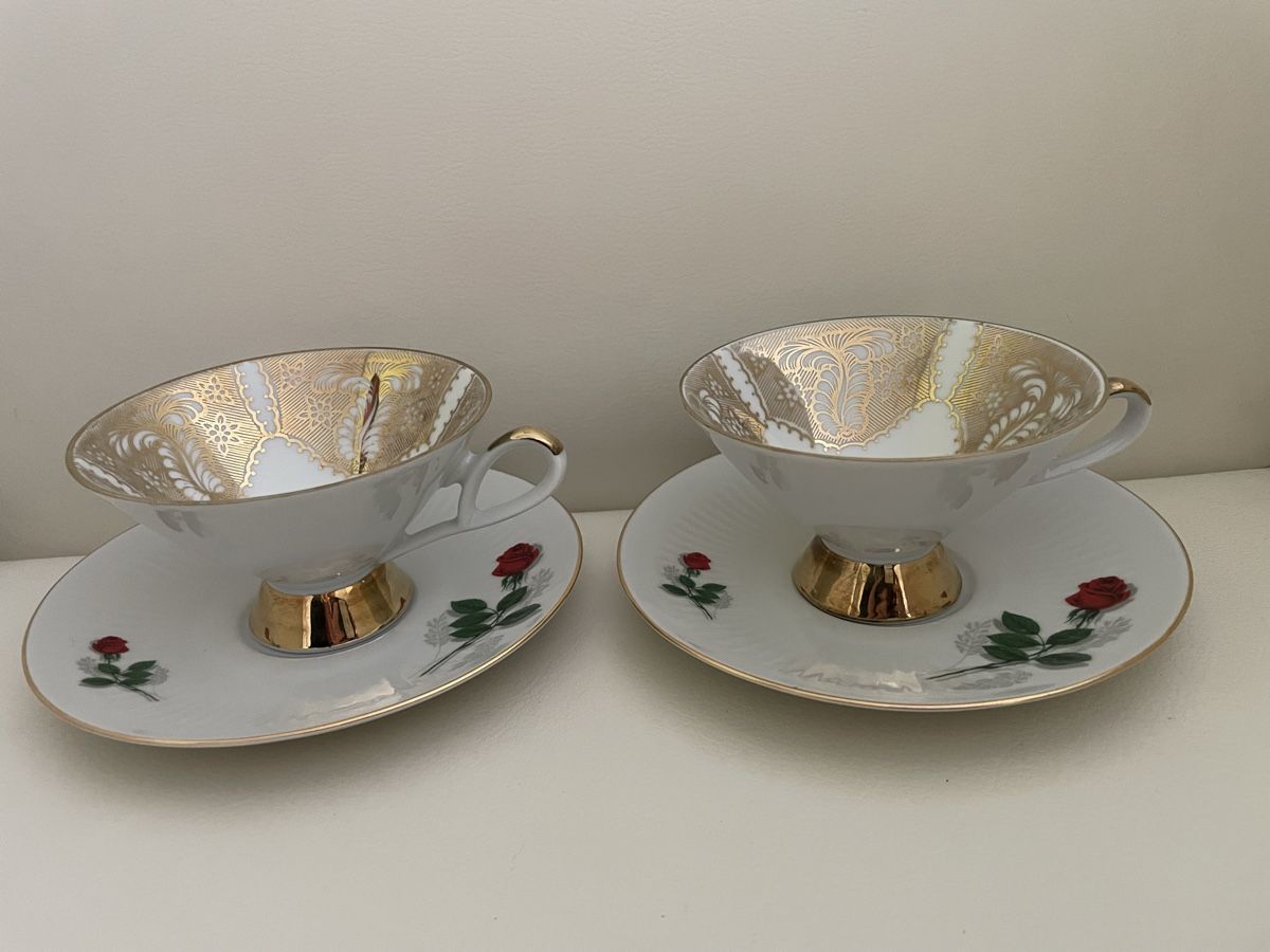 Set di piatti: Zwei Sammeltassen Bareuther Waldsassen – Usato da Rüti ZH venduto da kar_xx9l 2