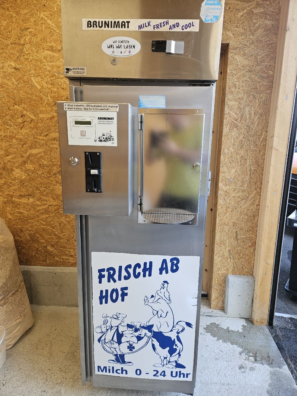 Autres pour la gastronomie & hôtellerie: Milchautomat – D'occasion à Alterswil FR par Farmer1992. 1