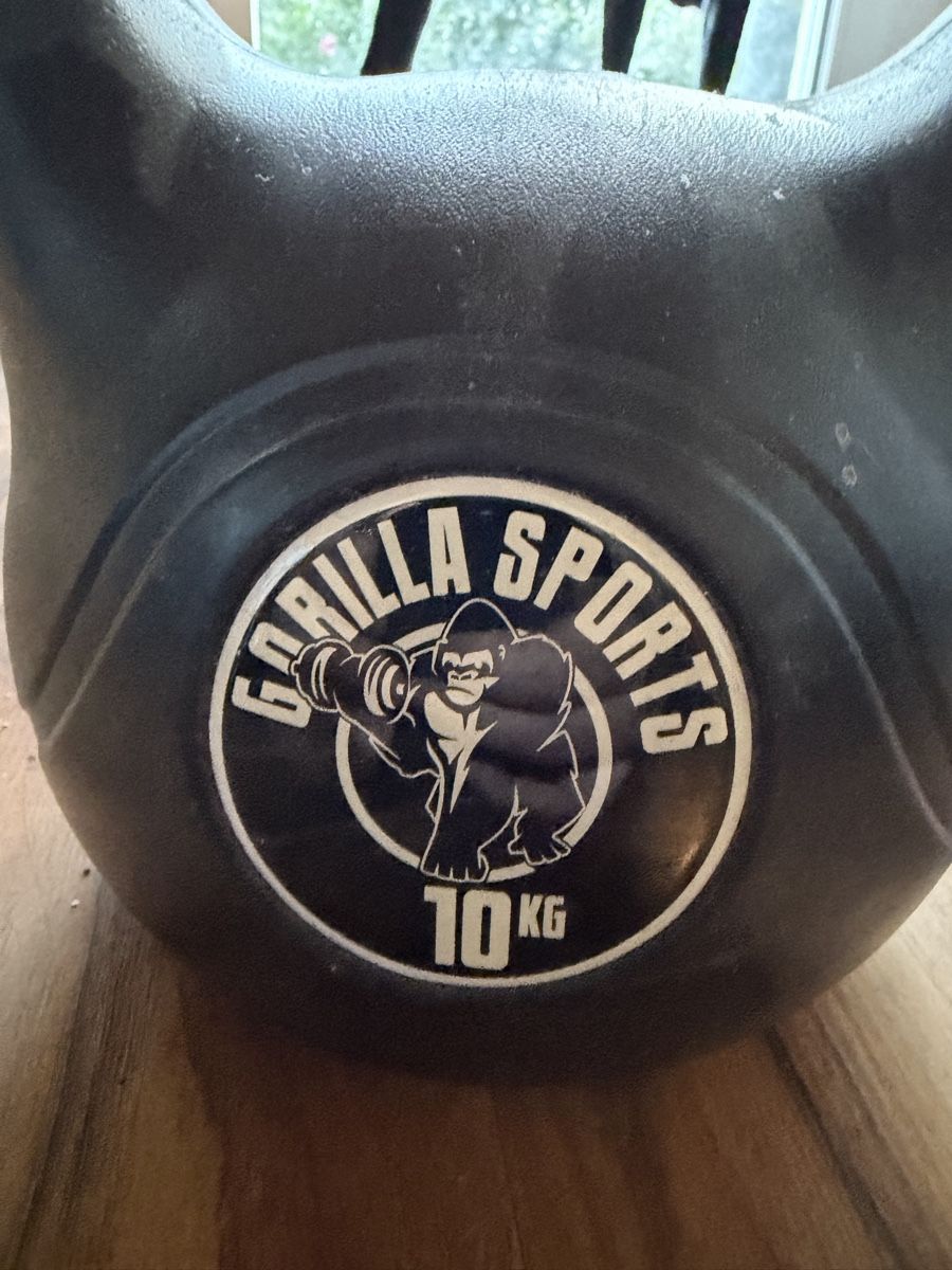 Manubri & Pesi: Gorilla Sports Kettlebell 10 kg – Usato da Niedergampel venduto da Nocturano.Art