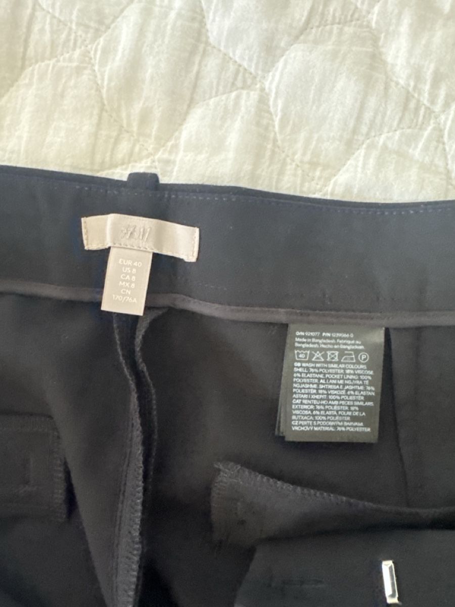 H&M Pantaloni: Pantalon noir H&M, taille 40 – Usato da Genève venduto da Cicin 1