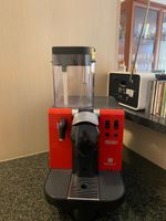Caffemaschine DeLonghi Nespresso EN 550.R rossa usata