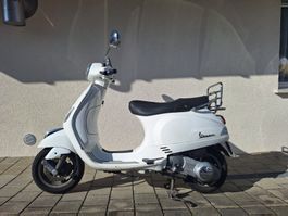 Piaggio Vespa LX 125 i.e.