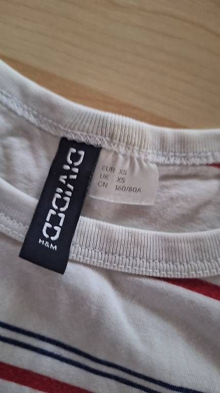 H&M T-Shirts: T-Shirt, gestreift, Gr. XS, h&m – Gebraucht aus Schattdorf von wurmbosle 1