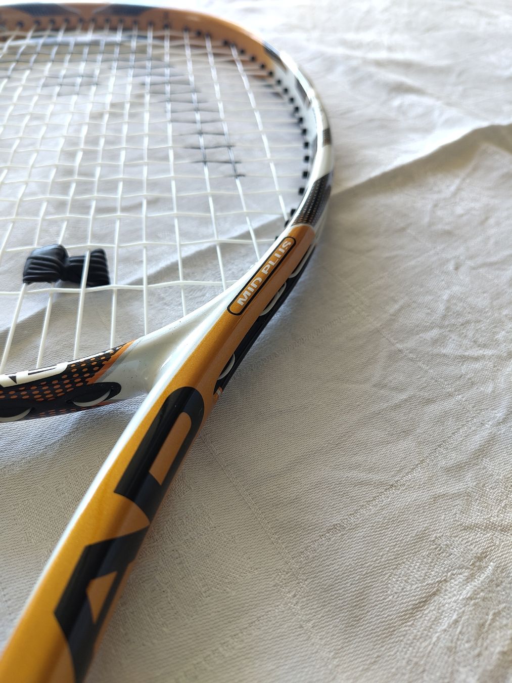 Head Racchette: Head Instinct Tennisschläger Mid Plus – Usato da Biel/Bienne venduto da DoNa82 2