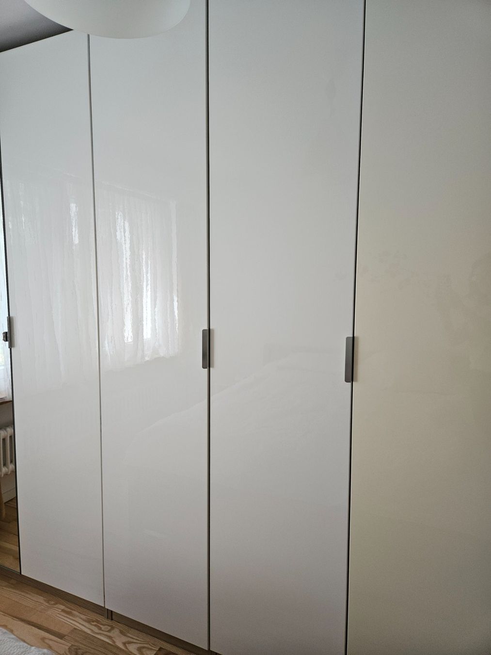 Ikea Guardaroba: Kleiderschrank mit Regalen – Usato da Adliswil venduto da erikatunde