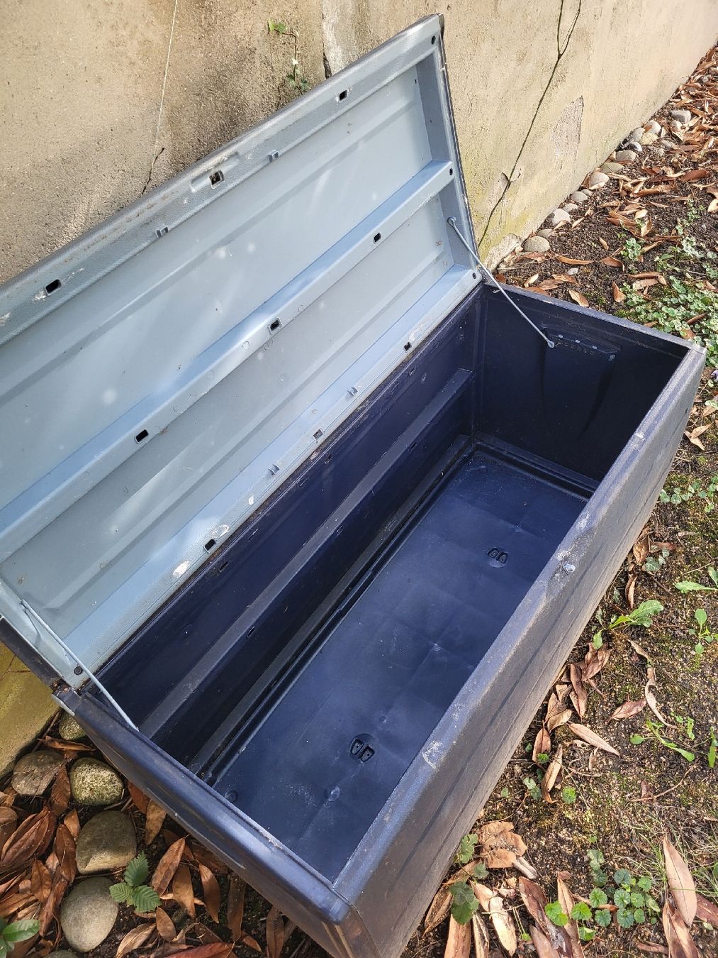 Keter Box contenitori: Gartenbox/ Aufbewahrungsbox Keter – Usato da Biel/Bienne venduto da Aare5 2