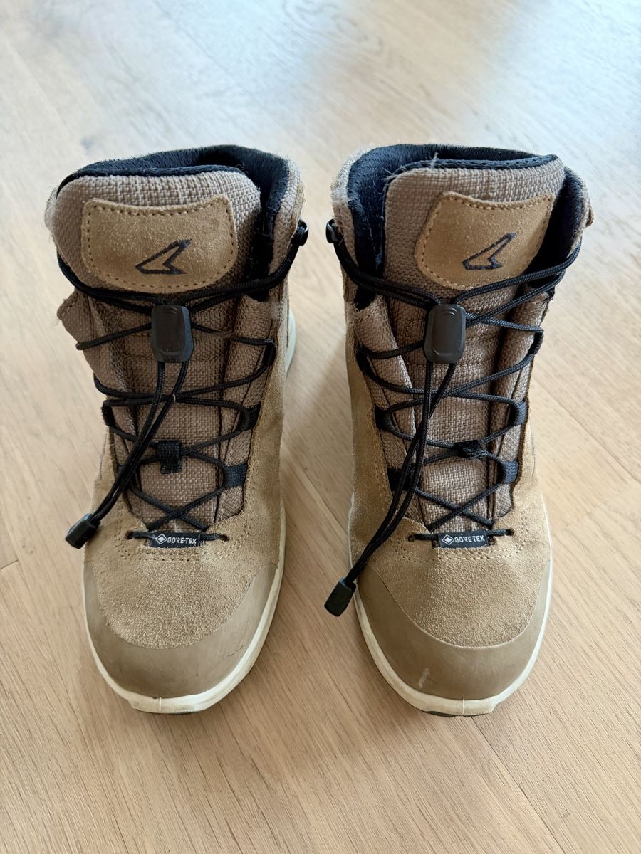 Lowa Scarpe per ragazzi: LOWA Winterschuh Gr. 34 – Usato da Embrach venduto da mabrielle 1