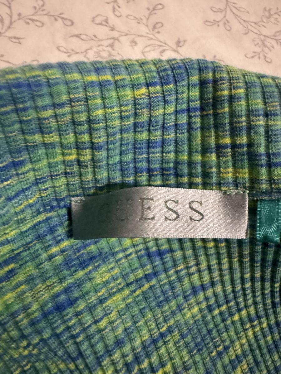 Guess Vestiti: Rippkleid Guess Grösse S kurzarm gemustert – Usato da Adlikon b.Regensdorf venduto da gio_xl8z 1
