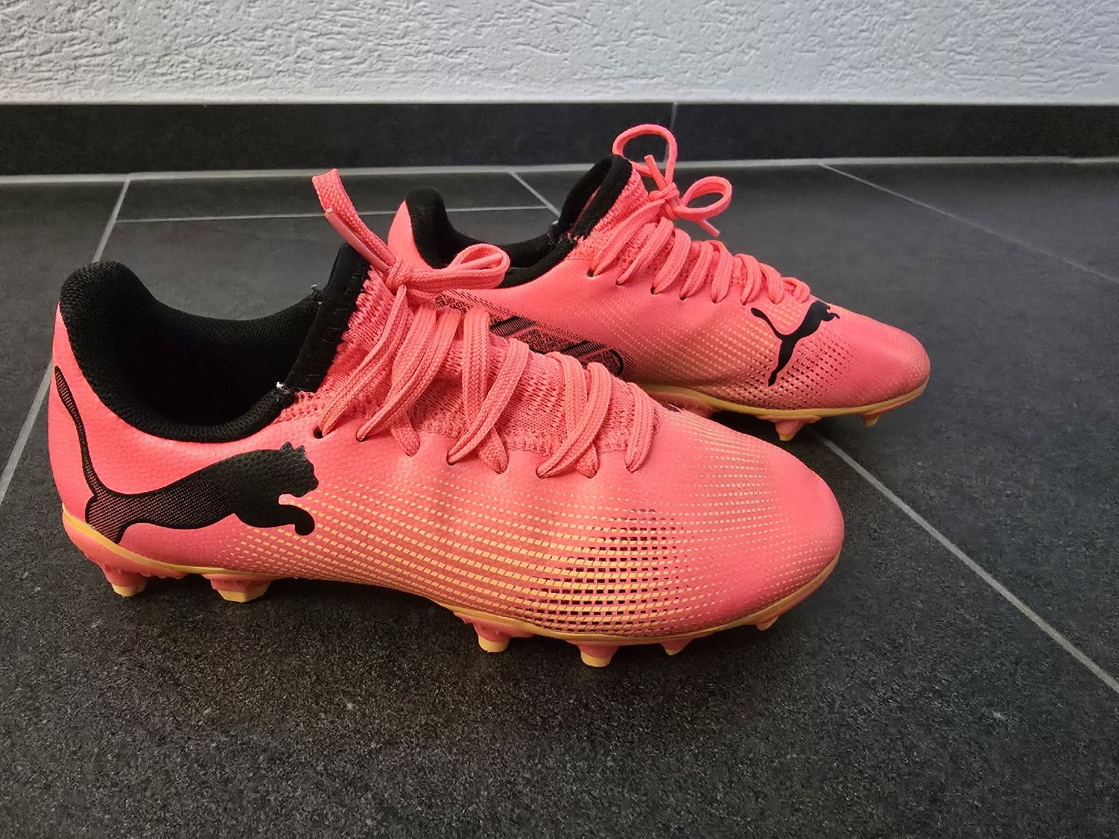 Puma Scarpe per ragazzi: Fussball Nockenschuhe Gr. 32.5 PUMA – Usato da Birmensdorf ZH venduto da nad_5hfd