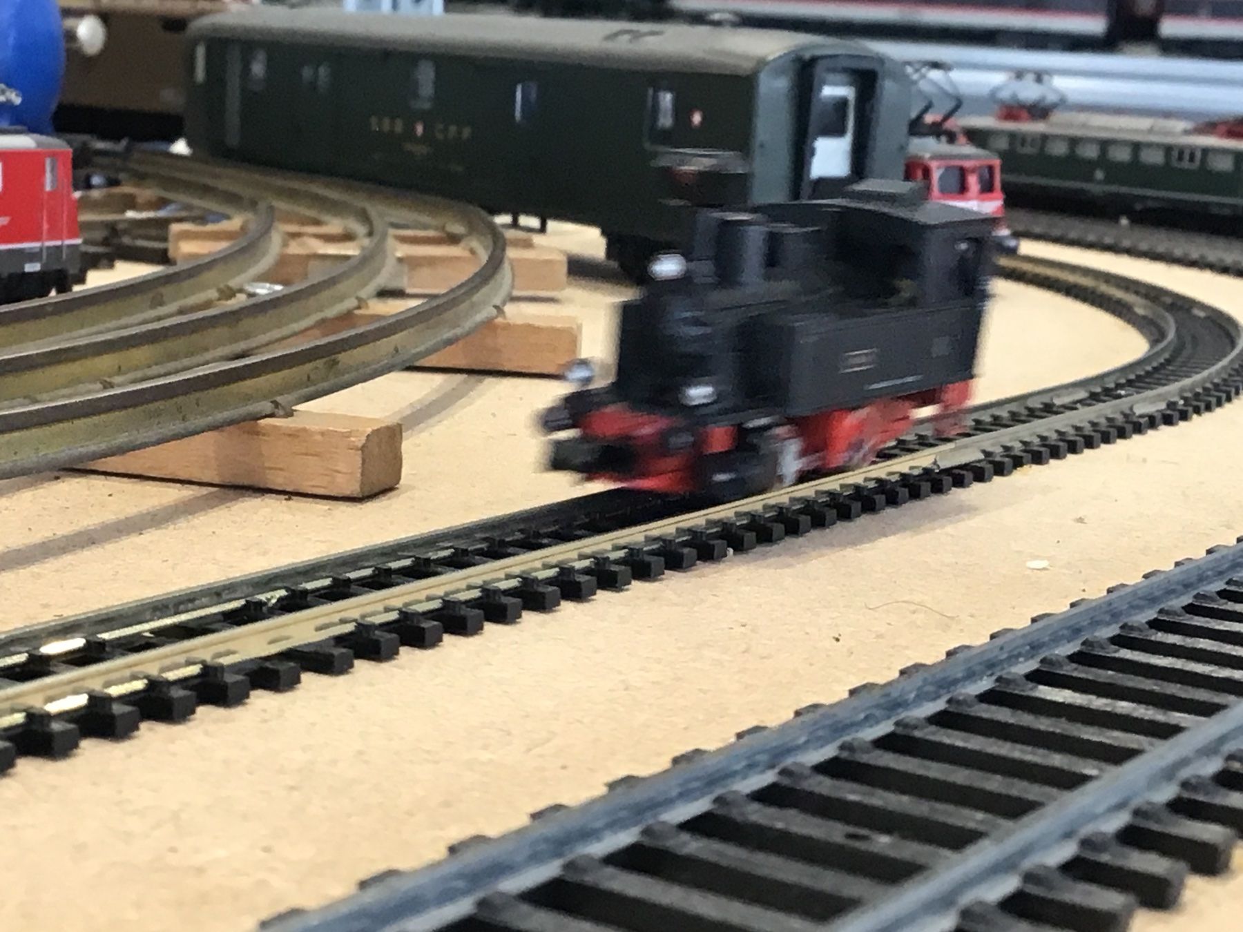 Arnold Modelleisenbahnen: ARNOLDDAMPFLOK N – Gebraucht aus Männedorf von Modell-Spezialisten 2