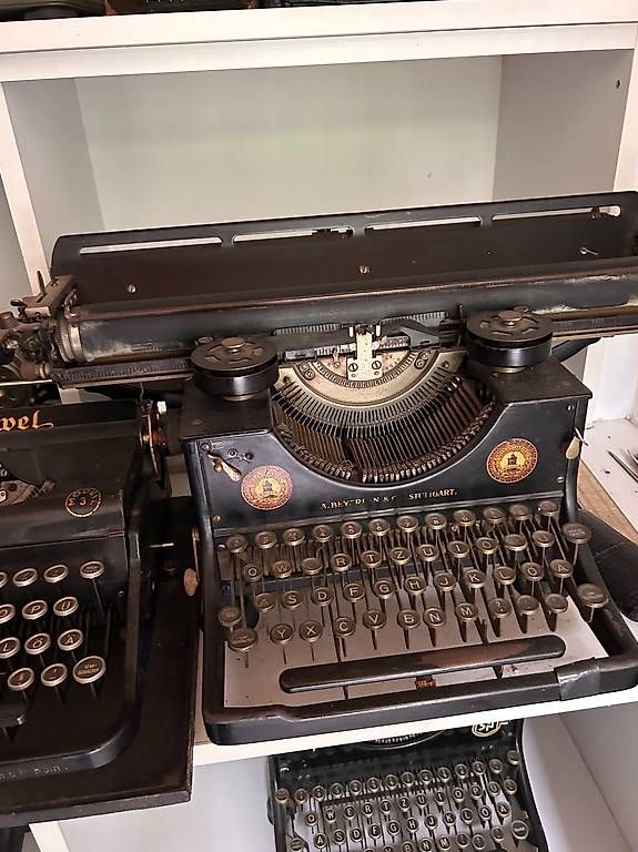 Triumph Schreibmaschinen: Deutsche Triumph Schreibmaschine 1900er – Gebraucht aus Zug von _B.Sch 3