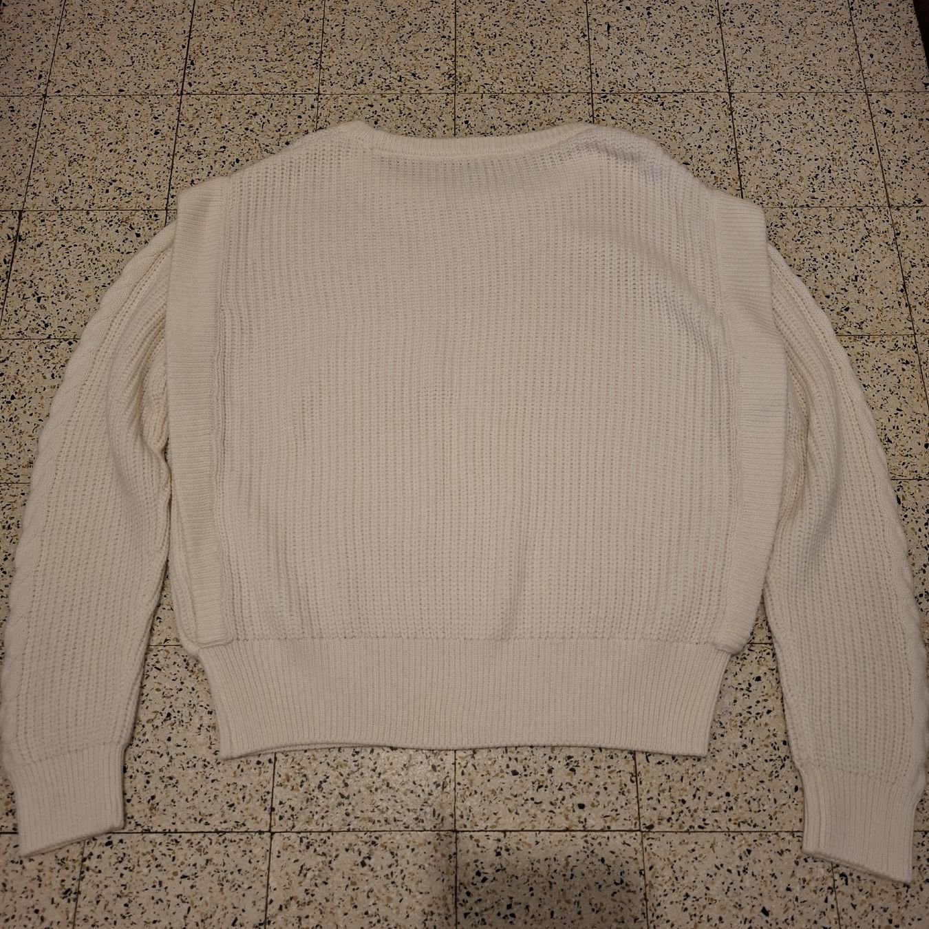 Caroll Pullover & Sweatshirts: Pull Caroll Blanc Crème en Laine - Taille L (40) – Gebraucht aus Le Locle von QUALI-PRIX 9