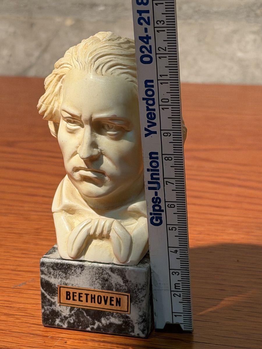 Sculture & Statue: Collectible Beethoven Bust Sculpture - Classical Decor – Usato da Lausanne venduto da artnouveau04 4
