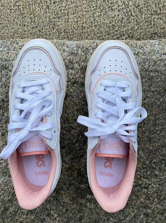 Chaussures femmes: ASICS Ortholite Sneaker – D'occasion à St. Gallen par Konstanza