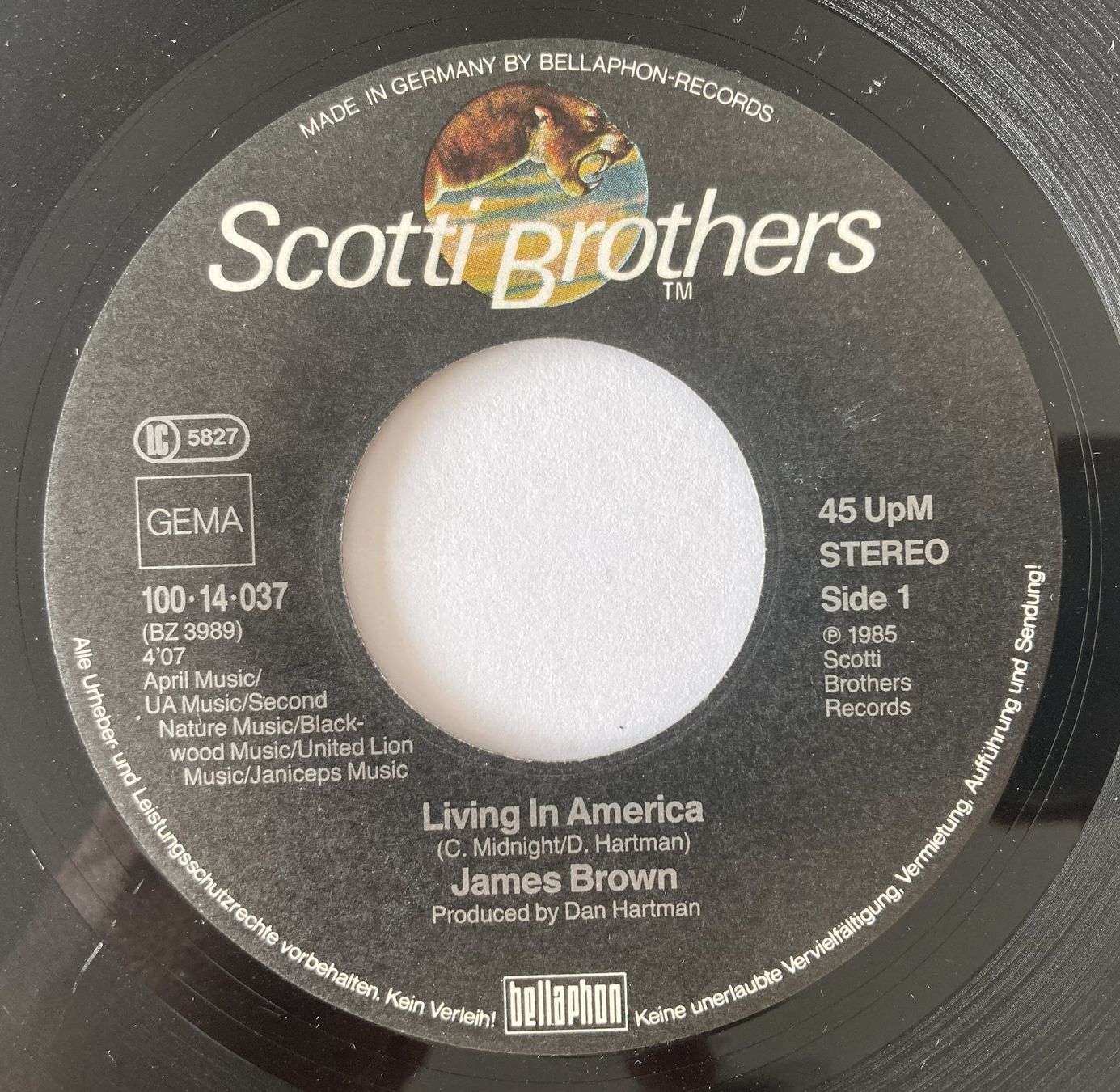 Dischi in vinile: JAMES BROWN - LIVING IN AMERICA – Usato da Bottens venduto da hotter-than-hell 2