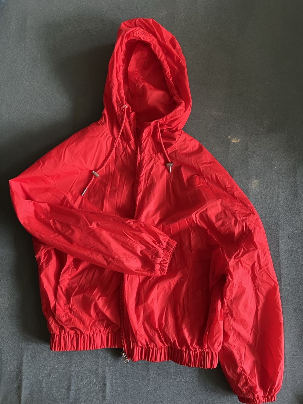 Jacken: Jacke von Calvin Klein, rot, Gr. S – Gebraucht aus Luzern von mutega