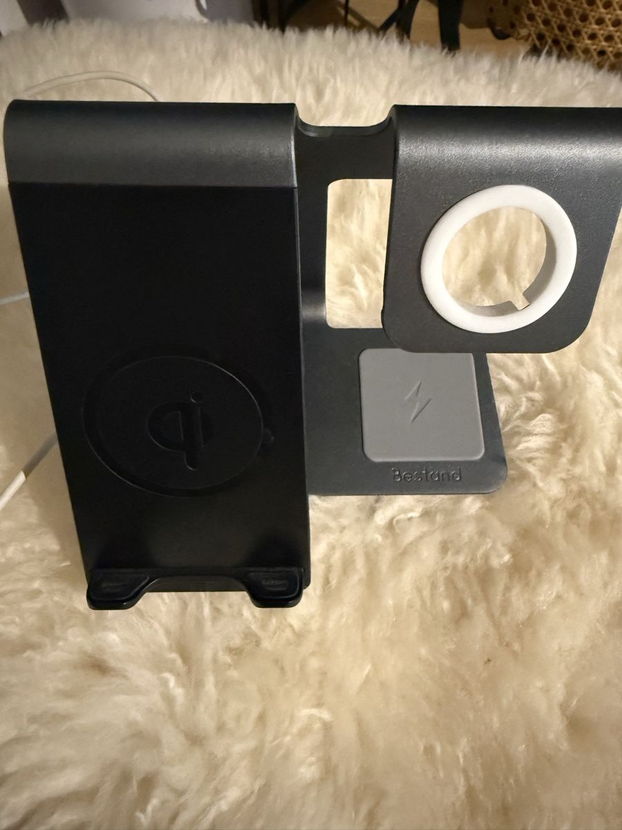 Docking station: Bestand 3in1 Wireless Charging Station – Usato da Rheinfelden venduto da seline.n 2