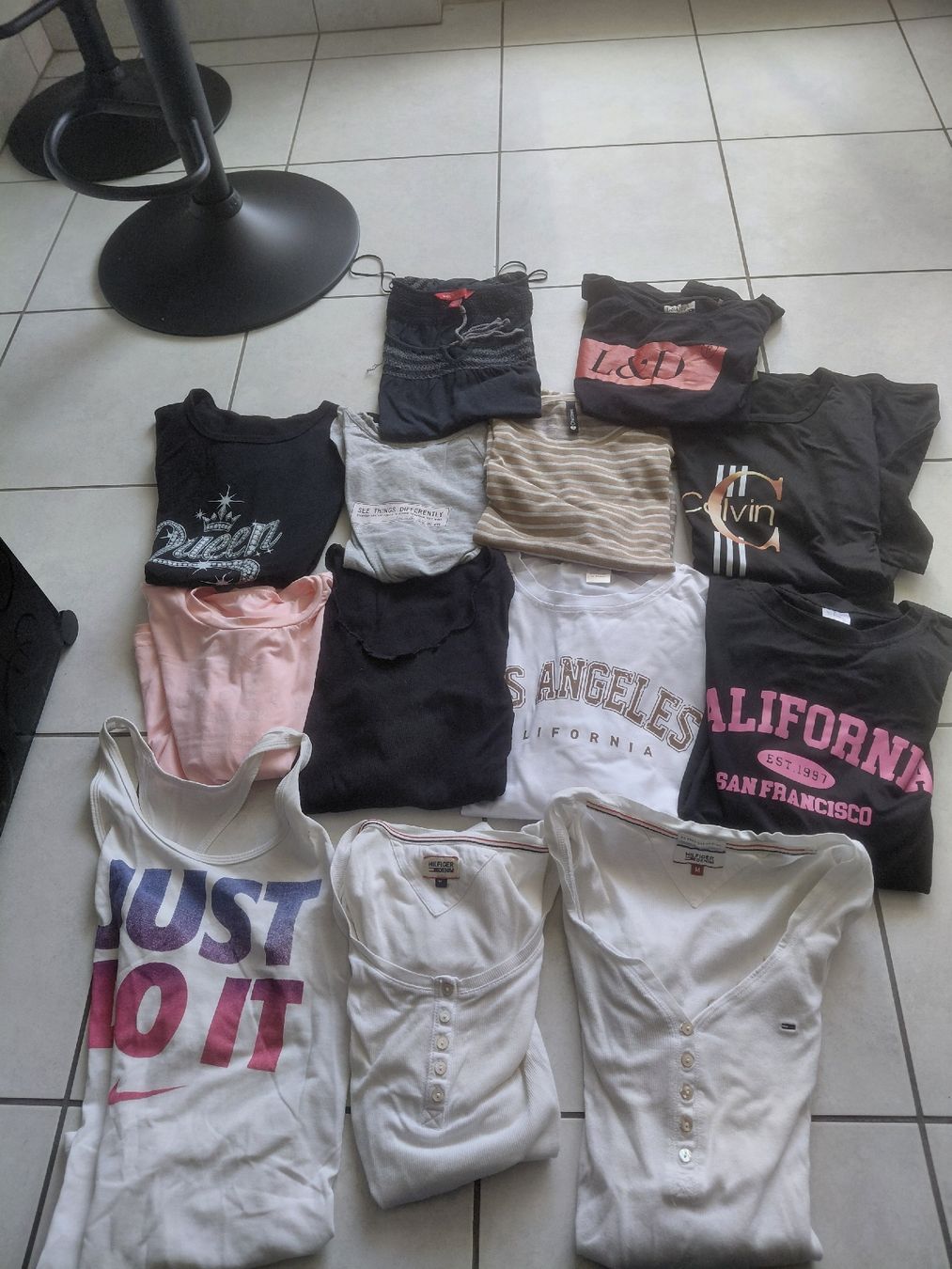 Lots de vêtements: kleiderpaket s-m – Neuf (Voir description) à St. Niklaus VS par sportler60 1