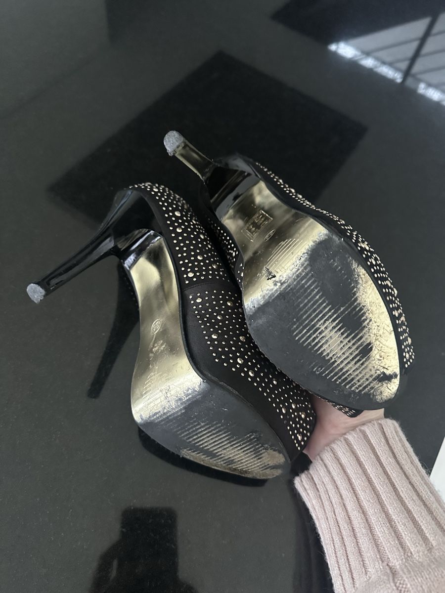 Damenschuhe: Peeptoes High Heels Gr. 38 – Gebraucht aus Volketswil von Franky1980 2