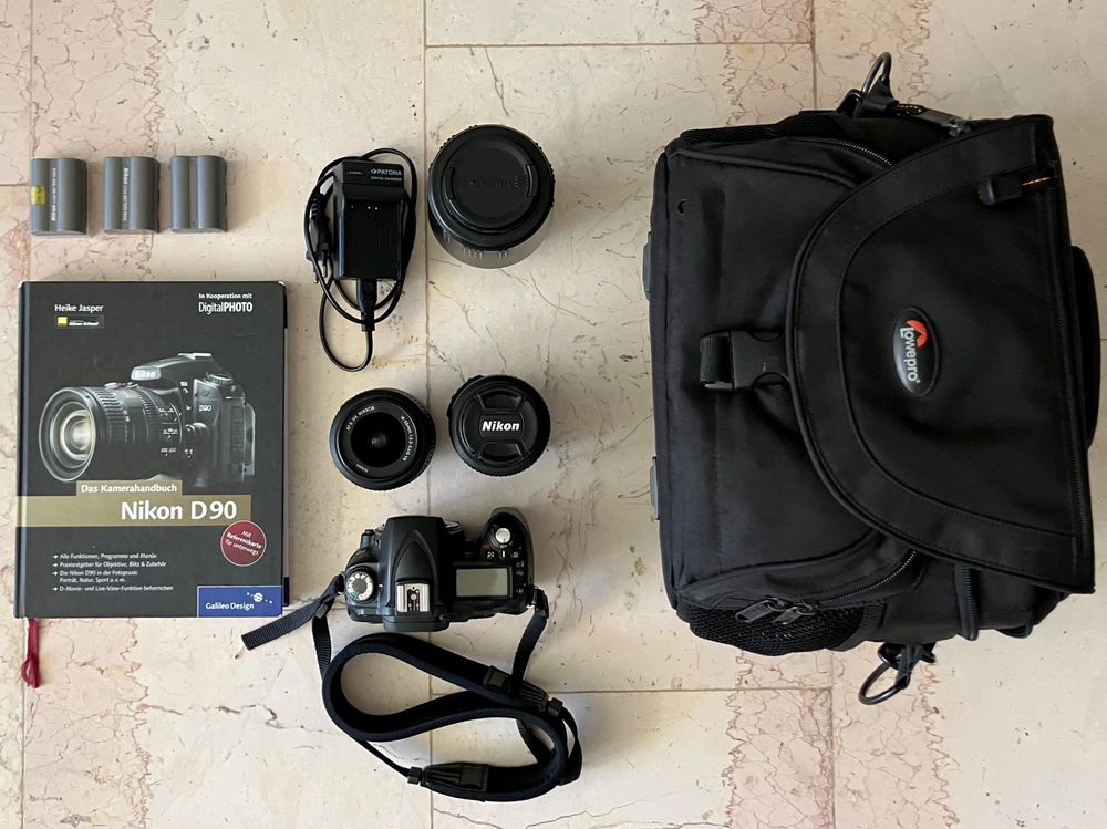 Nikon D90 mit Zubehör | Kaufen auf Ricardo