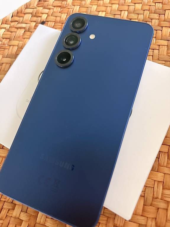 Samsung Telefoni cellulari / Smartphones: Samsung S25 – Usato da Bülach venduto da raincloud29