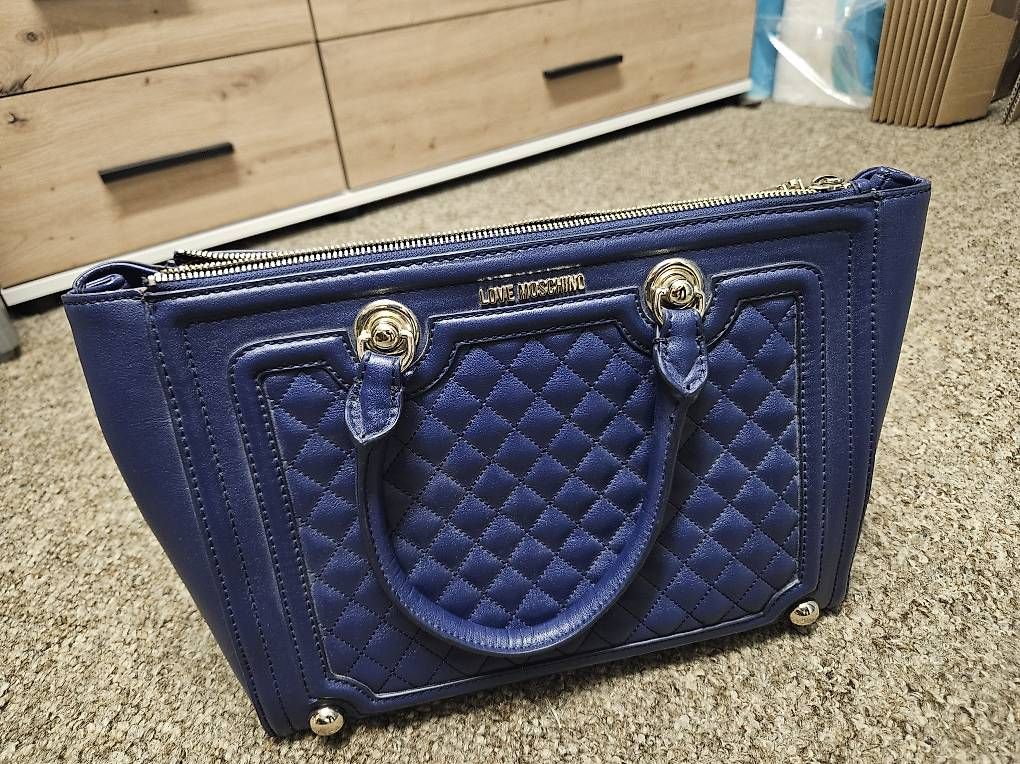 Borse da donna: Grössere Moschino Tasche – Usato da Niederhasli venduto da 4zwerglis