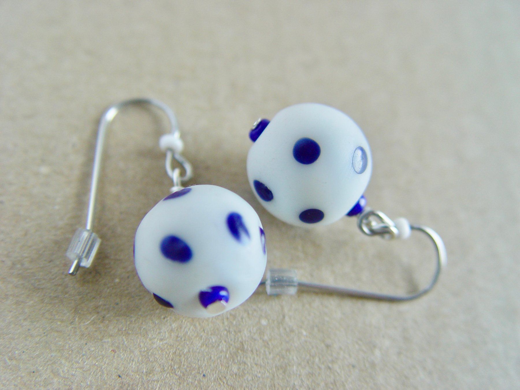 Orecchini pendenti & Orecchini a lobo: Ohrringe Fussball-Design – Nuovo (secondo la descrizione) da Henggart venduto da gernli