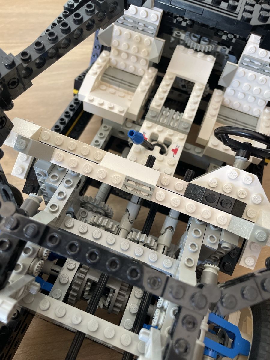 Lego Kit di costruzioni: Lego 8880 technic Super Car Set – Usato da Gryon venduto da pilou182 9